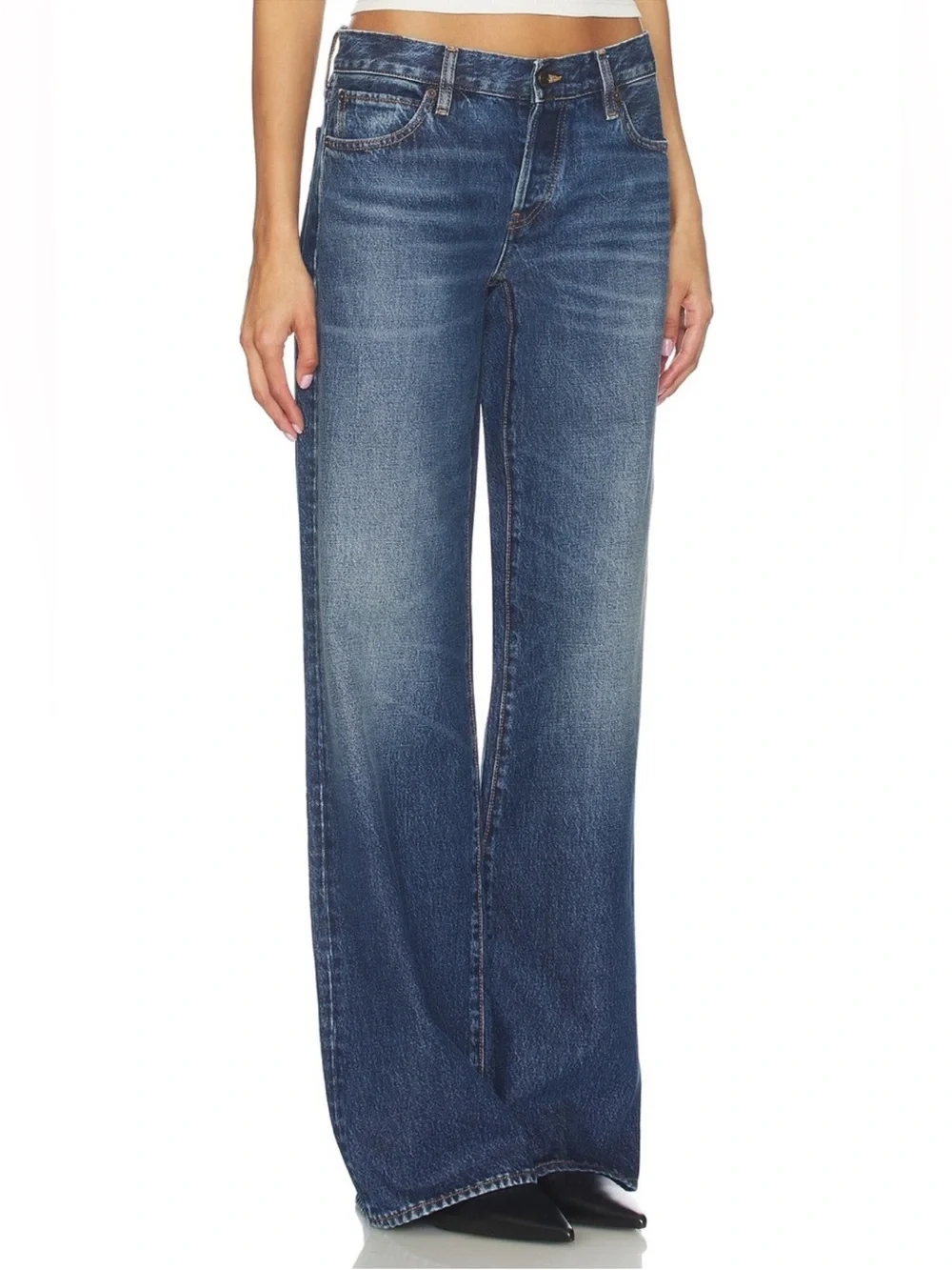 FRAME Amelia Gray Low Rise Denim